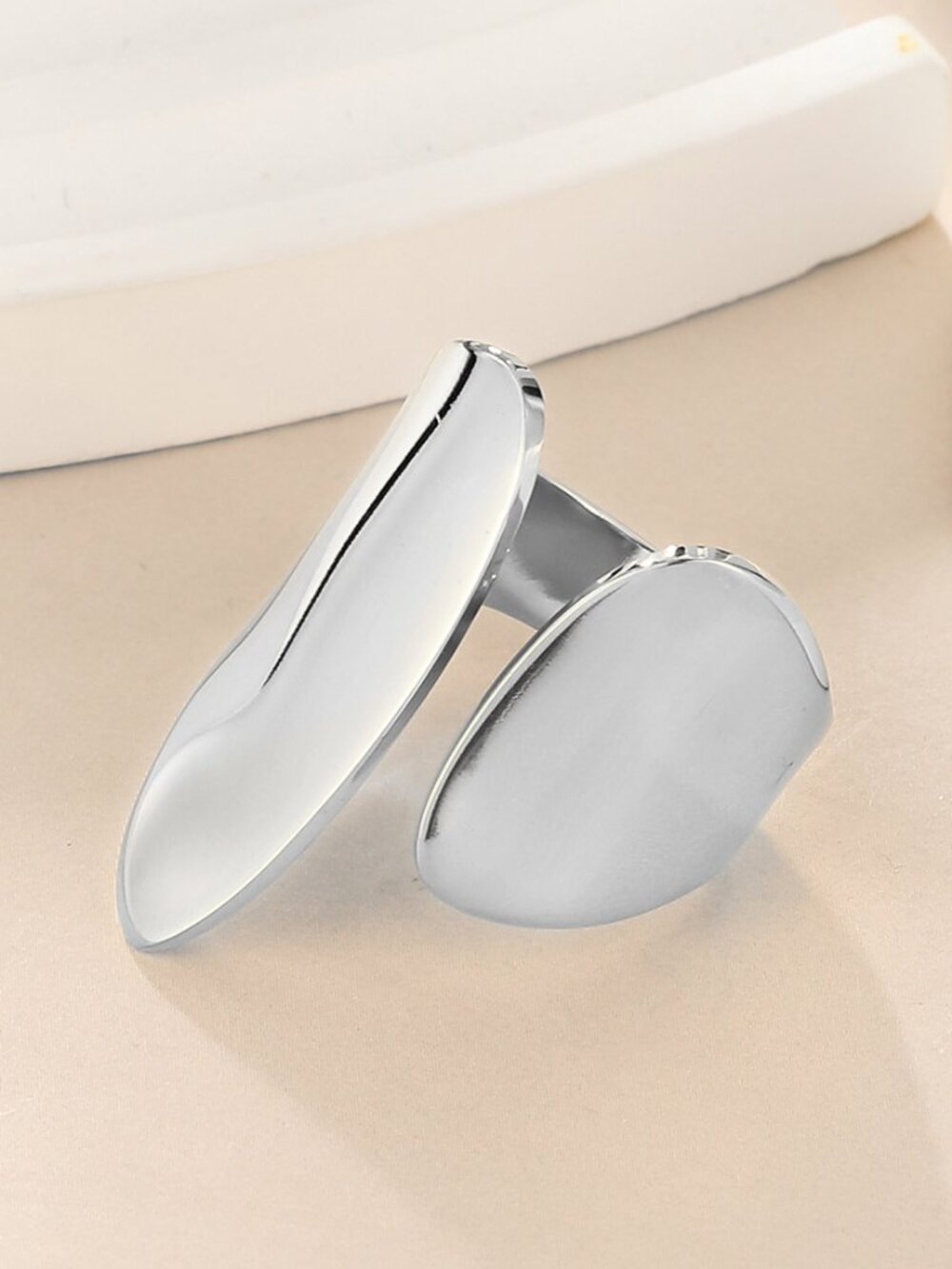 The Modern Ring - White Gold Plated - Picture 4 of 6